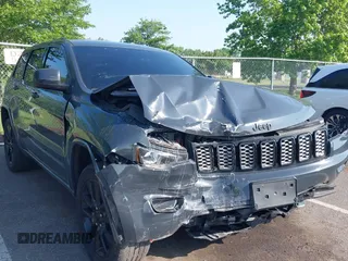 2018 Jeep Grand Cherokee Altitude с VIN 1C4RJFAG5JC303309, выставлен на аукционе IAAI как лот 42556725 с пробегом 59 838 миль миль и . История ставок и продаж доступна на DreamBid. Изображение 1.