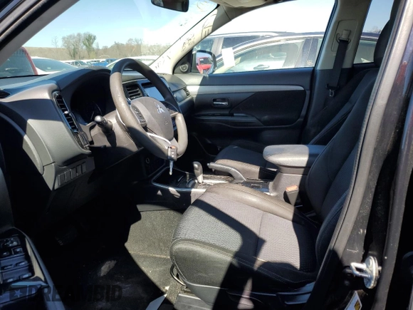 2018 Mitsubishi Outlander ES z VIN JA4AD2A30JZ012380, wystawiony jako Copart lot #49261195 z przebiegiem 228 783 mil mil oraz Tytuł czysty. Historia ofert i sprzedaży dostępna na DreamBid. Obrazek 7.
