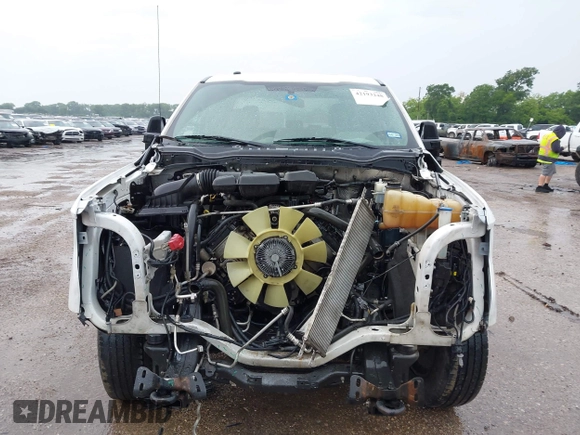 2017 Ford F-250 XLT z VIN 1FT7X2A65HEF11825, wystawiony jako IAAI lot #42193248 z przebiegiem 180 720 mil mil oraz . Historia ofert i sprzedaży dostępna na DreamBid. Obrazek 6.