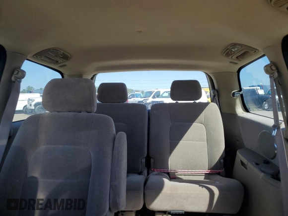 2003 Kia Sedona LX with VIN KNDUP131736409797, listed as a Copart auction lot 46902855 with 142,091 mi miles and Salvage Title. Bid and sale history available at carsss.com. Image 10.