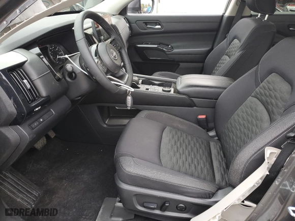 2022 Nissan Pathfinder SV with VIN 5N1DR3BC7NC263877, listed as a Copart auction lot 77056034 with 25,681 mi miles and Salvage Title. Bid and sale history available at carsss.com. Image 7.