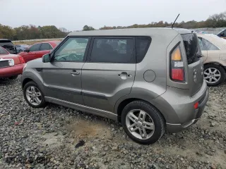2011 Kia Soul + with VIN KNDJT2A20B7198774, listed as a Copart auction lot 83677954 with 248,114 mi miles and Salvage Title. Bid and sale history available at carsss.com. Image 2.