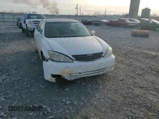 2004 Toyota Camry LE with VIN 4T1BE32K64U317480, listed as a Copart auction lot 42959815 with 231,514 mi miles and Salvage Title. Bid and sale history available at carsss.com. Image 11.
