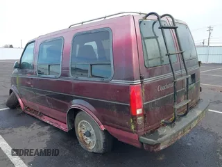 1991 Chevrolet Astro Cargo Van with VIN 1GBDM19Z4MB136076, listed as a IAAI auction lot 41482281 with 202,682 mi miles. Bid and sale history available at carsss.com. Image 3.