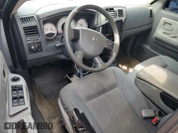 2005 Dodge Dakota SLT with VIN 1D7HE48N05S101536, listed as a Copart auction lot 43362215 with 174,689 mi miles and Salvage Title. Bid and sale history available at DreamBid. Image 8.