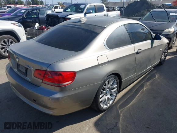 2008 BMW 3 Series 328i with VIN WBAWB33558P133091, listed as a IAAI auction lot 41648405 with 210,525 mi miles. Bid and sale history available at carsss.com. Image 4.