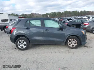 2016 Chevrolet Trax LS with VIN 3GNCJKSB6GL260251, listed as a IAAI auction lot 38243033 with 1 mi miles. Bid and sale history available at carsss.com. Image 12.