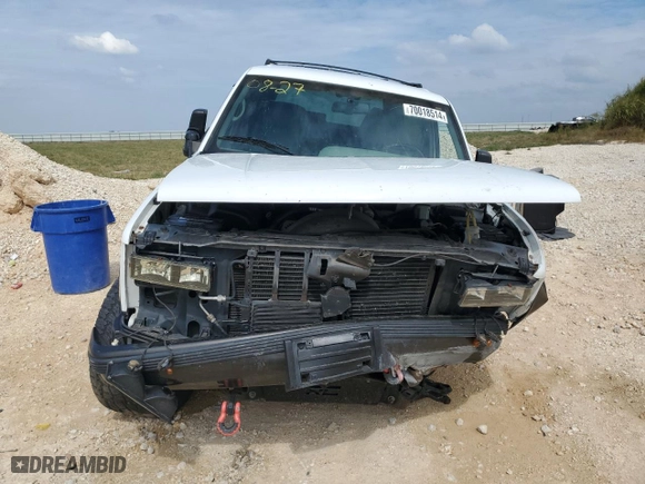 1996 Chevrolet Tahoe with VIN 3GNEK18R9TG165142, listed as a Copart auction lot 70018514 with 141,403 mi miles and Salvage Title. Bid and sale history available at carsss.com. Image 5.