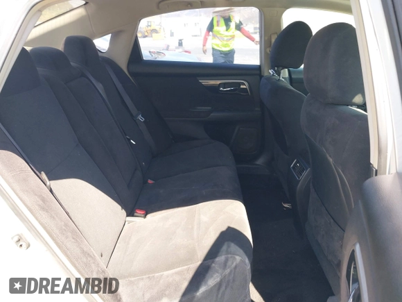 2013 Nissan Altima SV z VIN 1N4BL3AP3DN425384, wystawiony jako IAAI lot #42471028 z przebiegiem 154 095 mil mil oraz . Historia ofert i sprzedaży dostępna na DreamBid. Obrazek 8.