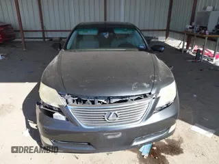 2008 Lexus LS 460 with VIN JTHBL46F185063026, listed as a IAAI auction lot 41630148 with 184,043 mi miles and . Bid and sale history available at carsss.com. Image 12.