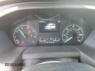 2024 Ford Transit Passenger XL z VIN 1FBAX2YG2RKA09205, wystawiony jako Copart lot #57095995 z przebiegiem 32 059 mil mil oraz Tytuł czysty. Historia ofert i sprzedaży dostępna na DreamBid. Obrazek 9.