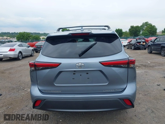 2023 Toyota Highlander L with VIN 5TDKDRBH7PS014618, listed as a IAAI auction lot 42363989 with 39,142 mi miles and . Bid and sale history available at DreamBid. Image 17.