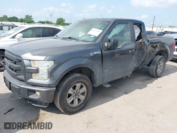 2015 Ford F-150 XLT z VIN 1FTEX1EP6FKD25987, wystawiony jako IAAI lot #42272445 z przebiegiem 262 962 mil mil oraz . Historia ofert i sprzedaży dostępna na DreamBid. Obrazek 17.