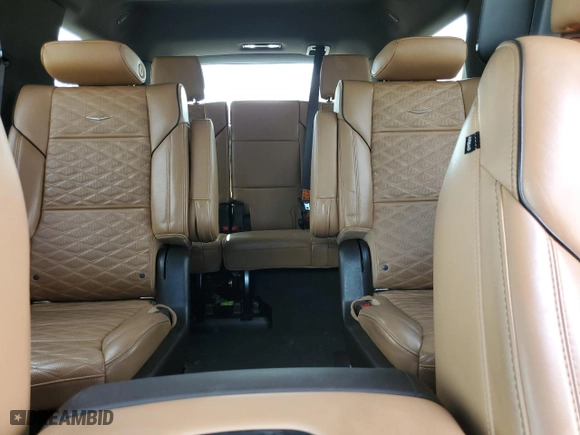 2021 Cadillac Escalade Premium Luxury with VIN 1GYS4BKL1MR375018, listed as a Copart auction lot 70282674 with 47,082 mi miles and Salvage Title. Bid and sale history available at carsss.com. Image 10.