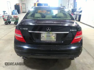 2013 Mercedes-Benz C-Class C 300 Sport with VIN WDDGF8AB7DR262326, listed as a IAAI auction lot 42139594 with 111,646 mi miles. Bid and sale history available at carsss.com. Image 16.