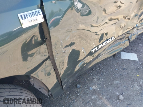 2008 Toyota Tundra with VIN 5TFET54118X024646, listed as a IAAI auction lot 41925739 with 271,062 mi miles and . Bid and sale history available at DreamBid. Image 6.