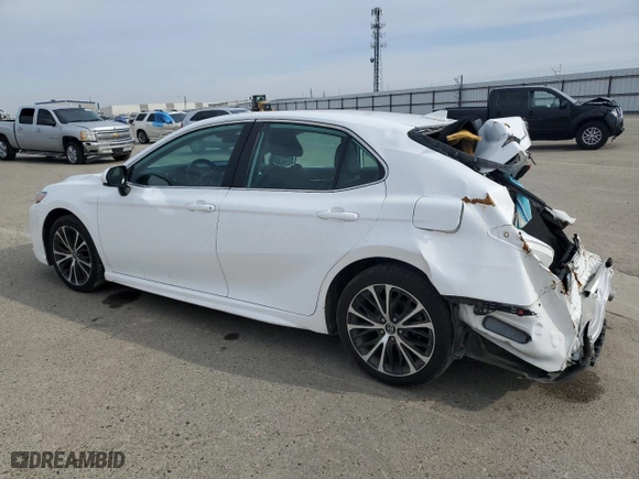 2020 Toyota Camry SE with VIN 4T1G11AK3LU942831, listed as a Copart auction lot 45449445 with 74,218 mi miles and Salvage Title. Bid and sale history available at carsss.com. Image 2.