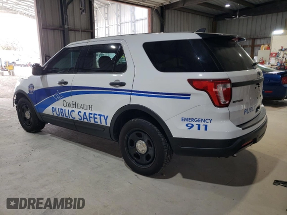 2019 Ford Police Interceptor Utility z VIN 1FM5K8AR5KGA29513, wystawiony jako Copart lot #51935155 z przebiegiem 37 220 mil mil oraz Szkoda całkowita • Salvage title. Historia ofert i sprzedaży dostępna na DreamBid. Obrazek 2.
