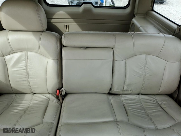 2001 Chevrolet Tahoe LT with VIN 1GNEK13T01J197167, listed as a Copart auction lot 45589865 with 216,391 mi miles and Salvage Title. Bid and sale history available at carsss.com. Image 10.
