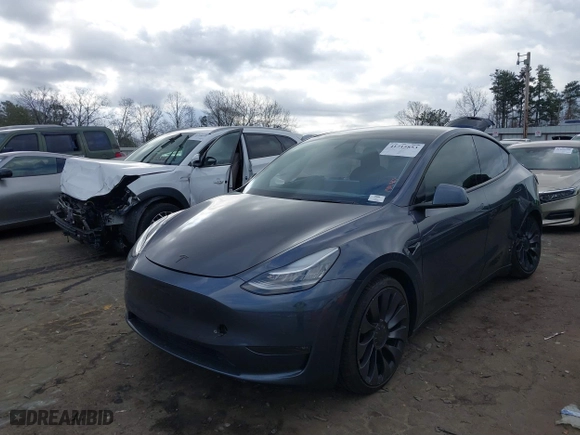 2020 Tesla Model Y Long Range with VIN 5YJYGDEFXLF001469, listed as a IAAI auction lot 41715853 with 34,483 mi miles. Bid and sale history available at carsss.com. Image 17.