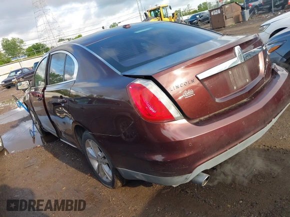 2009 Lincoln MKS with VIN 1LNHM93R19G622810, listed as a IAAI auction lot 42159223 with 212,362 mi miles and . Bid and sale history available at DreamBid. Image 3.