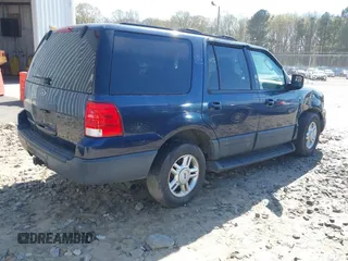 2003 Ford Expedition Special Service with VIN 1FMFU16L63LB91654, listed as a IAAI auction lot 41873090 with 296,213 mi miles. Bid and sale history available at carsss.com. Image 4.
