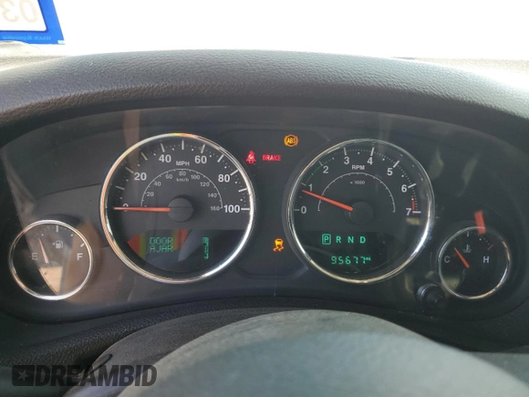 2015 Jeep Wrangler Unlimited Rubicon with VIN 1C4BJWFG1FL750561, listed as a Copart auction lot 60797075 with 95,677 mi miles and Salvage title. Bid and sale history available at DreamBid. Image 9.