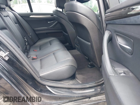 2013 BMW 5 Series 528i xDrive with VIN WBAXH5C59DDW14522, listed as a IAAI auction lot 42580923 with 106,400 mi miles and . Bid and sale history available at DreamBid. Image 8.