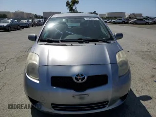 2007 Toyota Yaris with VIN JTDJT923175047493, listed as a Copart auction lot 54763345 with 204,303 mi miles and Clean Title. Bid and sale history available at DreamBid. Image 5.