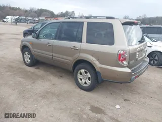 2008 Honda Pilot VP with VIN 5FNYF18248B046859, listed as a IAAI auction lot 41738896 with 524,762 mi miles. Bid and sale history available at carsss.com. Image 3.