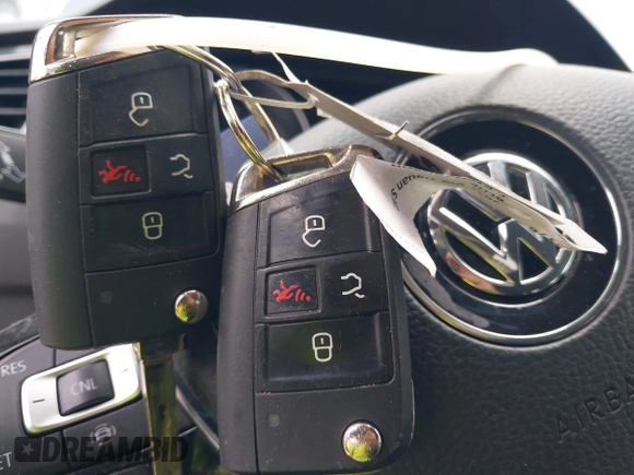 2021 Volkswagen Tiguan S с VIN 3VV1B7AX3MM150773, выставлен на аукционе IAAI как лот 42071532 с пробегом 45 284 миль миль и . История ставок и продаж доступна на DreamBid. Изображение 11.