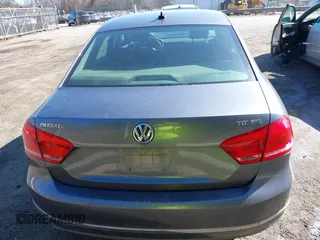 2014 Volkswagen Passat TDI SEL Premium with VIN 1VWCN7A30EC065191, listed as a IAAI auction lot 41860810 with 275,430 mi miles. Bid and sale history available at carsss.com. Image 16.