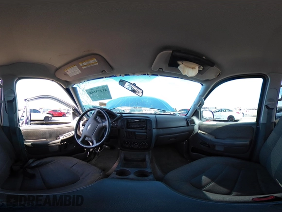 2004 Ford Explorer XLS z VIN 1FMZU62K04ZB07737, wystawiony jako IAAI lot #41473144 z przebiegiem 177 584 mil mil oraz . Historia ofert i sprzedaży dostępna na DreamBid. Obrazek 18.