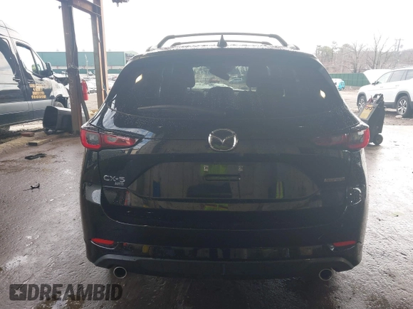 2025 Mazda CX-5 2.5 S Preferred Package with VIN JM3KFBCL8S0569116, listed as a IAAI auction lot 41733669 with 10,131 mi miles. Bid and sale history available at carsss.com. Image 17.