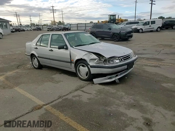 1995 Saab 9000 z VIN YS3CH65R3S1022550, wystawiony jako Copart lot #77462574 z przebiegiem 259 696 mil mil oraz Szkoda całkowita • Salvage title. Historia ofert i sprzedaży dostępna na DreamBid. Obrazek 10.
