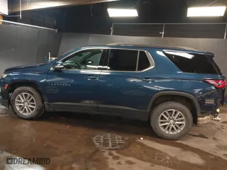 2022 Chevrolet Traverse LT Cloth with VIN 1GNEVGKW1NJ145476, listed as a IAAI auction lot 41744147 with 39,402 mi miles. Bid and sale history available at carsss.com. Image 15.