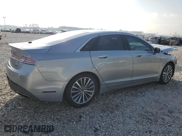 2020 Lincoln MKZ Standard with VIN 3LN6L5A91LR603843, listed as a Copart auction lot 48695455 with 48,952 mi miles and Salvage title. Bid and sale history available at DreamBid. Image 3.