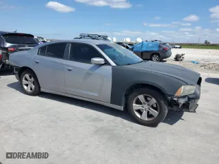 2014 Dodge Charger SE with VIN 2C3CDXBGXEH269070, listed as a Copart auction lot 52971125 with 224,940 mi miles and Salvage Title. Bid and sale history available at carsss.com. Image 4.