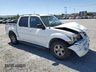 2005 Ford Explorer Sport Trac XLS z VIN 1FMZU67K05UA88775, wystawiony jako Copart lot #57905085 z przebiegiem 303 258 mil mil oraz Szkoda całkowita • Salvage title. Historia ofert i sprzedaży dostępna na DreamBid. Obrazek 4.