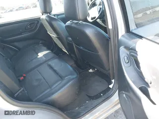 2007 Ford Escape Limited with VIN 1FMYU04197KA67054, listed as a IAAI auction lot 41665928 with 196,706 mi miles. Bid and sale history available at carsss.com. Image 8.