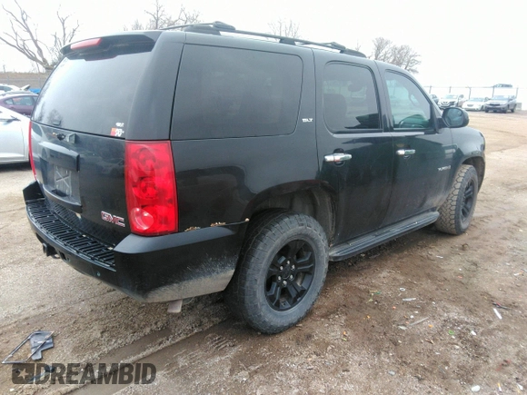2007 GMC Yukon SLT with VIN 1GKFK13047R188103, listed as a IAAI auction lot 41212201 with 1 mi miles. Bid and sale history available at carsss.com. Image 4.