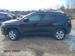 2019 Jeep Compass Latitude z VIN 3C4NJDBB9KT679054, wystawiony jako IAAI lot #41892388 z przebiegiem 61 382 mil mil oraz . Historia ofert i sprzedaży dostępna na DreamBid. Obrazek 14.