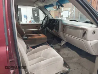 2003 Chevrolet Suburban LT with VIN 1GNFK16Z43J193565, listed as a IAAI auction lot 41683918 with 163,243 mi miles. Bid and sale history available at carsss.com. Image 5.