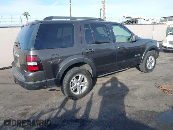 2007 Ford Explorer XLT with VIN 1FMEU63E87UA62040, listed as a IAAI auction lot 41013155 with 156,042 mi miles and . Bid and sale history available at DreamBid. Image 4.