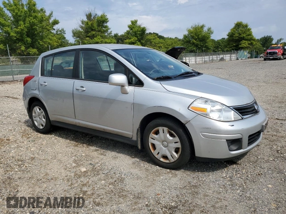 2010 Nissan Versa 1.8 SL with VIN 3N1BC1CP0AL400212, listed as a Copart auction lot 69492294 with 111,726 mi miles and Clean Title. Bid and sale history available at carsss.com. Image 4.