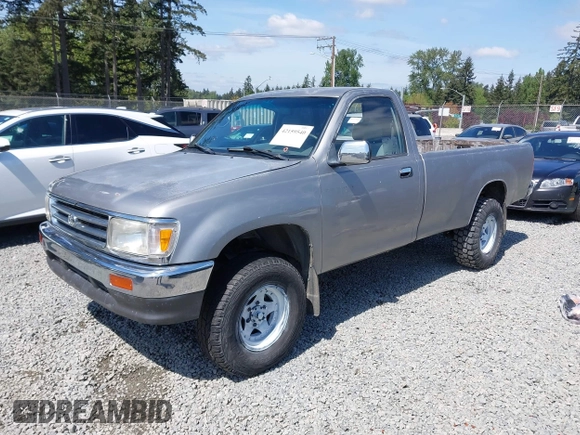 1993 Toyota T100 z VIN JT4VD20CXP0005278, wystawiony jako IAAI lot #42159540 z przebiegiem 110 334 mil mil oraz . Historia ofert i sprzedaży dostępna na DreamBid. Obrazek 2.