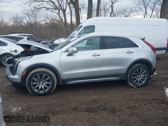 2022 Cadillac XT4 AWD Premium Luxury with VIN 1GYFZDR43NF152561, listed as a IAAI auction lot 41669571 with 16,274 mi miles and . Bid and sale history available at carsss.com. Image 14.