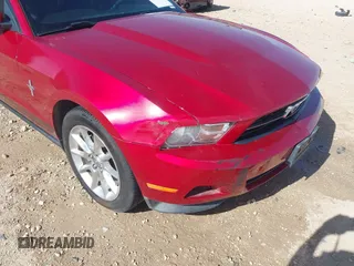 2011 Ford Mustang V6 with VIN 1ZVBP8AM4B5145257, listed as a IAAI auction lot 41817452 with 115,114 mi miles and . Bid and sale history available at carsss.com. Image 17.