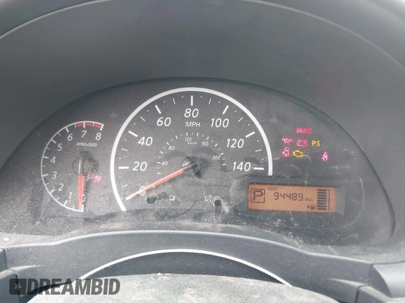 2016 Nissan Versa S z VIN 3N1CN7AP0GL867028, wystawiony jako IAAI lot #41877844 z przebiegiem 94 489 mil mil oraz . Historia ofert i sprzedaży dostępna na DreamBid. Obrazek 7.