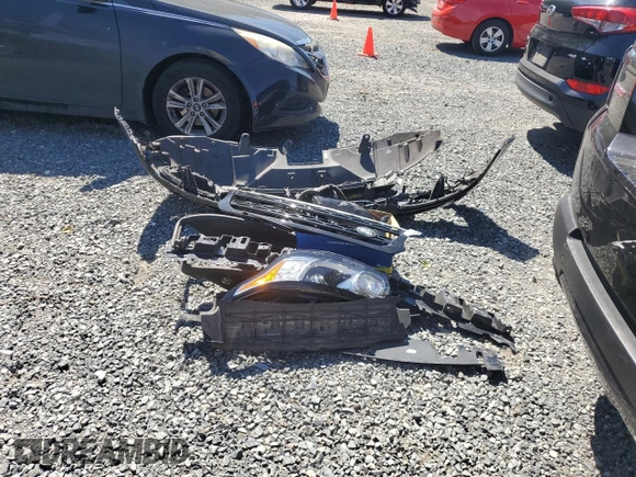 2017 Land Rover Range Rover Sport HSE Dynamic z VIN SALWV2FV2HA142083, wystawiony jako Copart lot #58127185 z przebiegiem 61 678 mil mil oraz Szkoda całkowita • Salvage title. Historia ofert i sprzedaży dostępna na DreamBid. Obrazek 13.